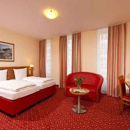 & Zarenhof Mitte מלון