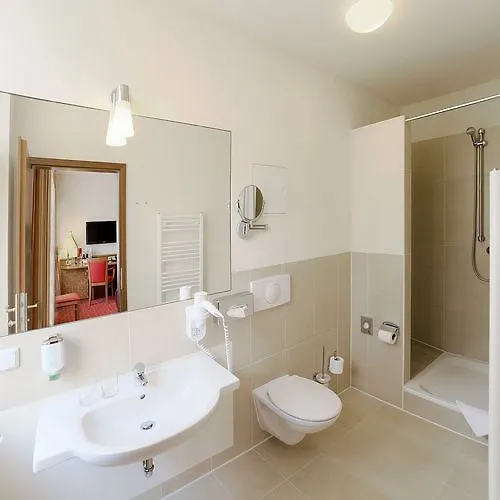 & Zarenhof Mitte Hotell