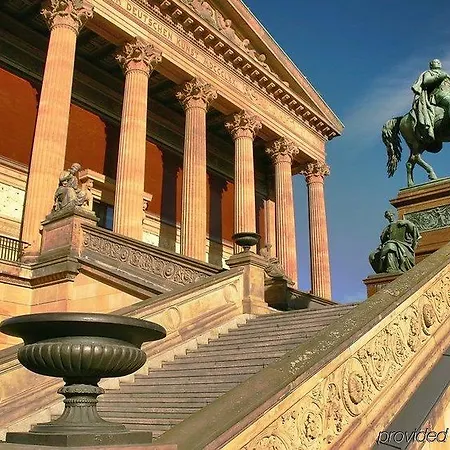 & Zarenhof Mitte Szálloda