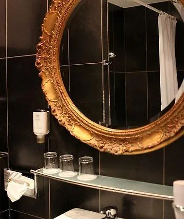 Hotell & Zarenhof Mitte 3*