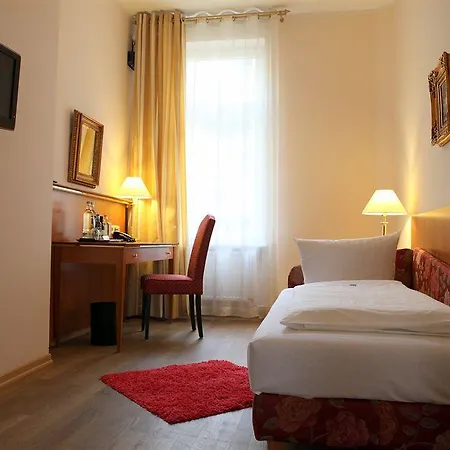 & Zarenhof Mitte 3*