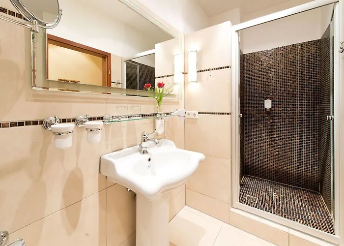 & Zarenhof Mitte 3* برلين